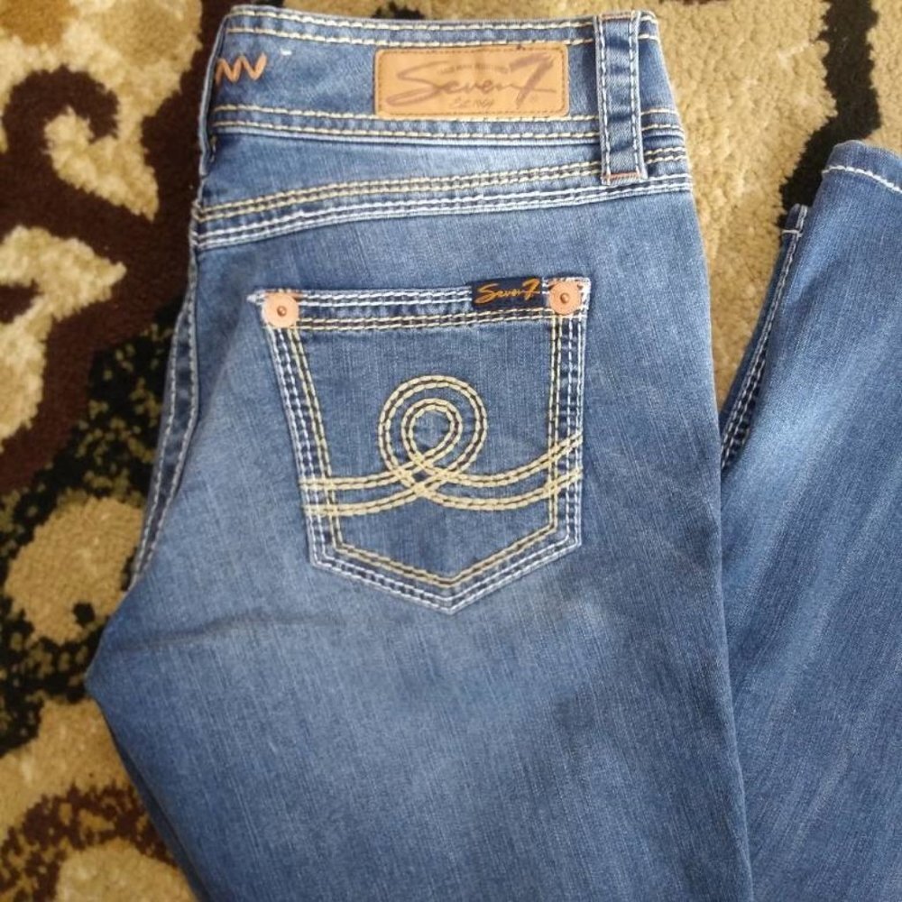 Seven7 Bootcut Jeans Size 8